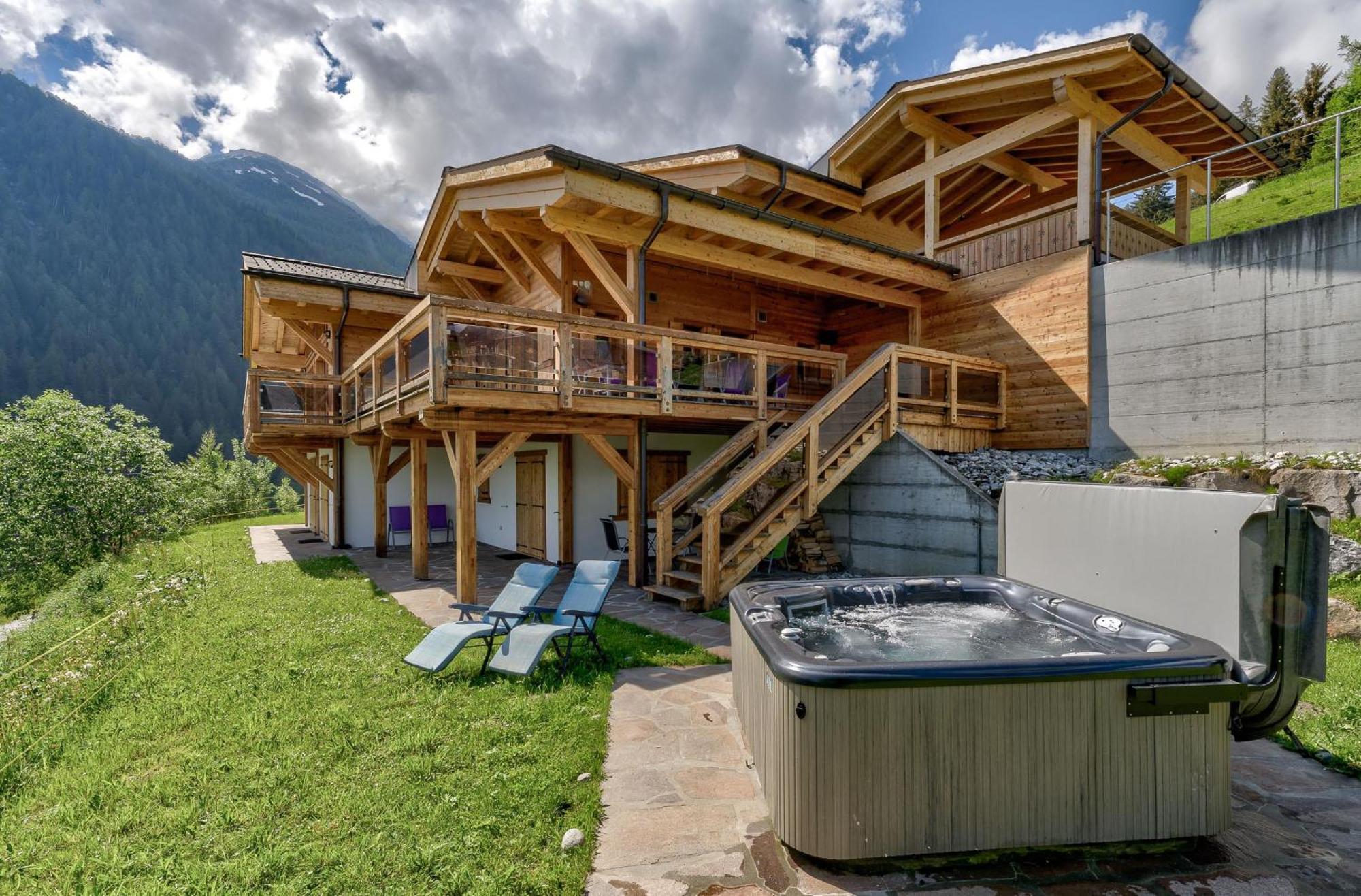 Chalet Flocon De Neige - Jacuzzi - Sauna La Tzoumaz Exterior photo